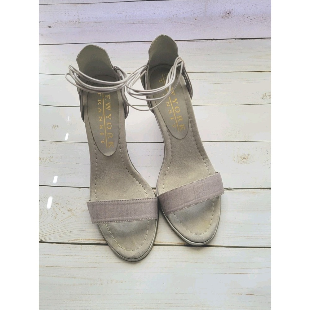New York Transit Women's Wedge‎ Sandals with Ankle Strap - Silver/Grey - Size 8
